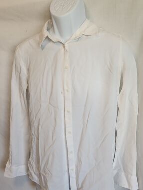 Uniqlo White Women's Long-Sleeve Dress Shirt